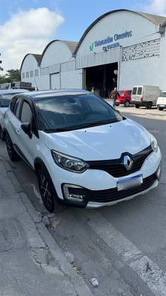 RENAULT CAPTUR 2.0 16V HI-FLEX INTENSE AUTOMÁTICO RENAULT CAPTUR 2.0 16V HI-FLEX INTENSE AUTOMÁTICO